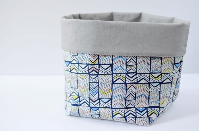 How to sew a DIY fabric bucket from Dear Handmade Life